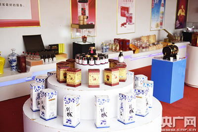 商丘‘玫瑰村’ 以花为媒，酿就脱贫致富的‘甜蜜’产业